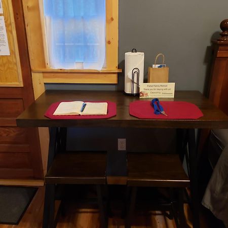 Acorn Cottage At Hocking Vacations ローガン エクステリア 写真