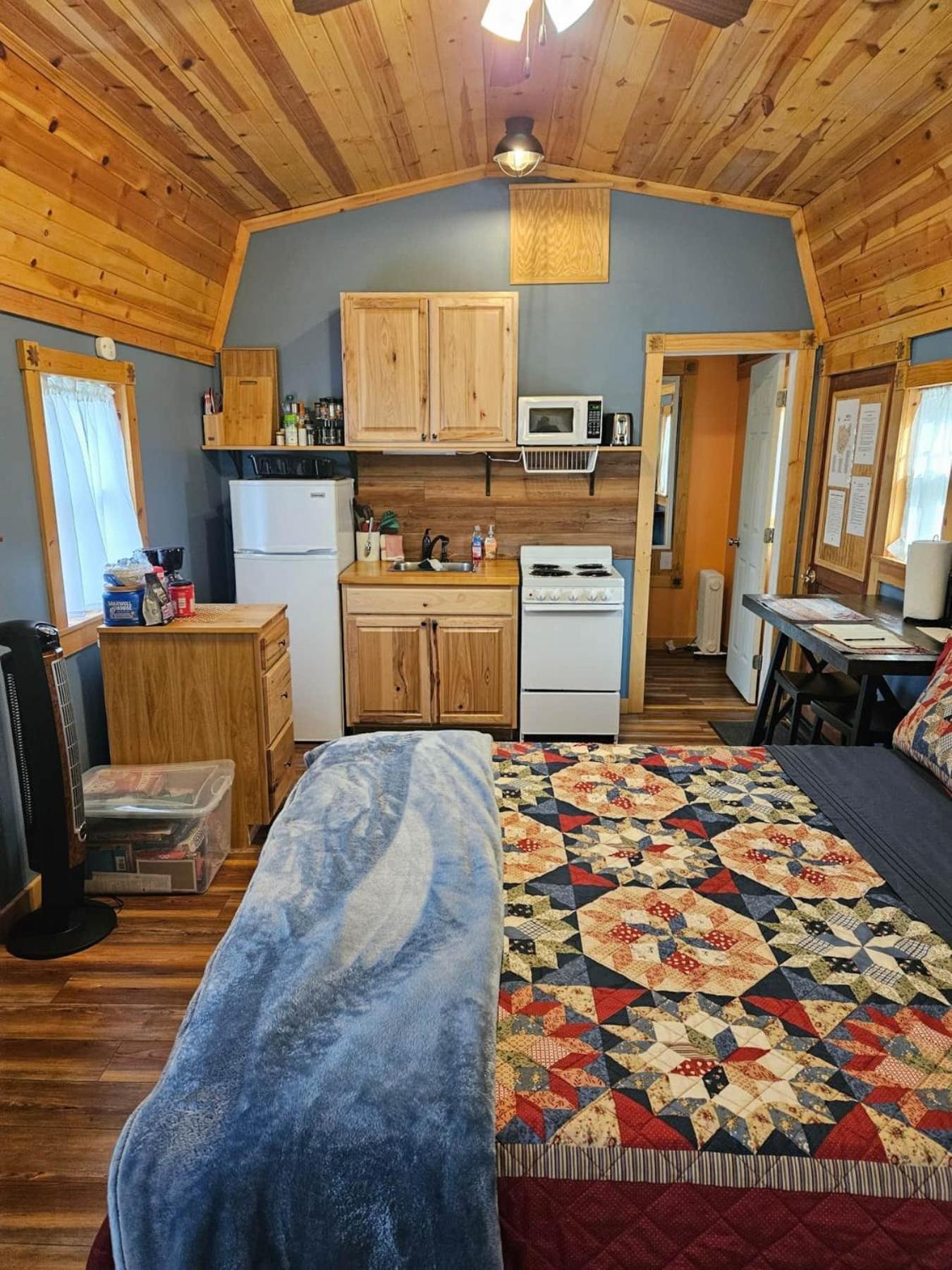 Acorn Cottage At Hocking Vacations ローガン エクステリア 写真